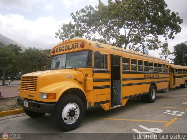 Universitarios y Escolares 3 por Edgardo Gonz�lez