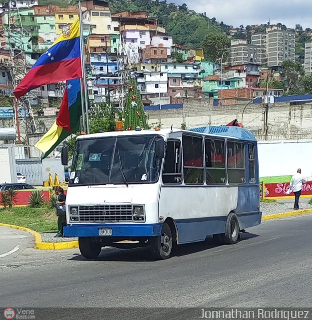 DC - Coop. de Transp. Fuerza Socialista Tiuna 322 por Jonnathan Rodr�guez