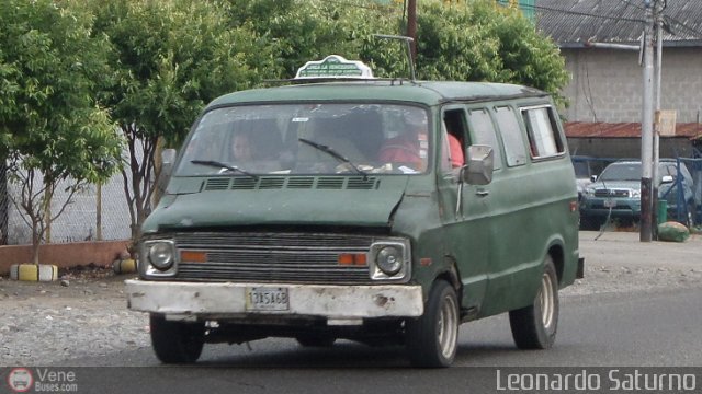 Particular o Desconocido 13 por Leonardo Saturno