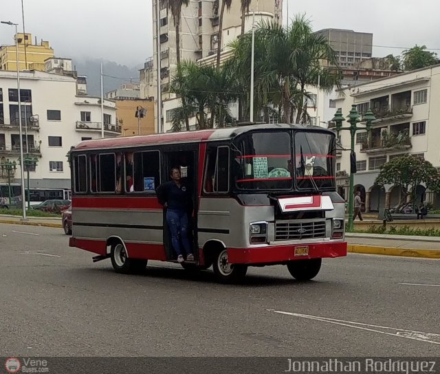 DC - U.C. Venezuela 329 por Jonnathan Rodr�guez