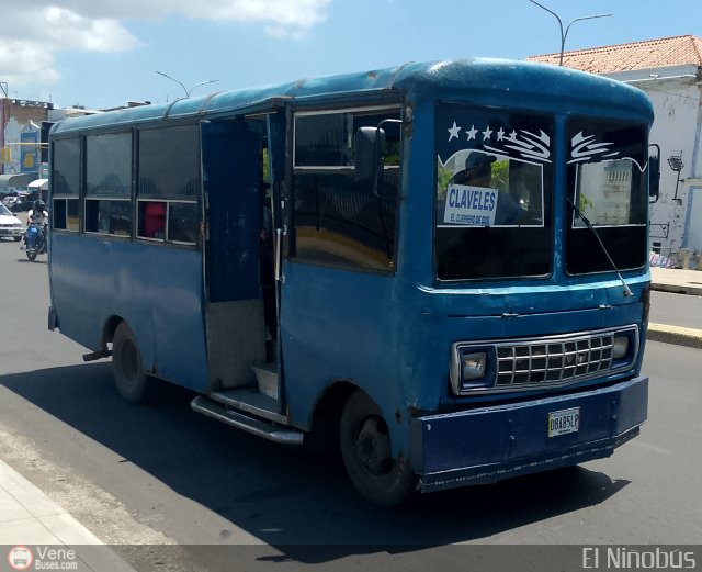 ZU - Los Claveles 44 por �ngel Delgado