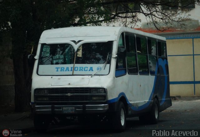 Particular o Desconocido 03 por Pablo Acevedo