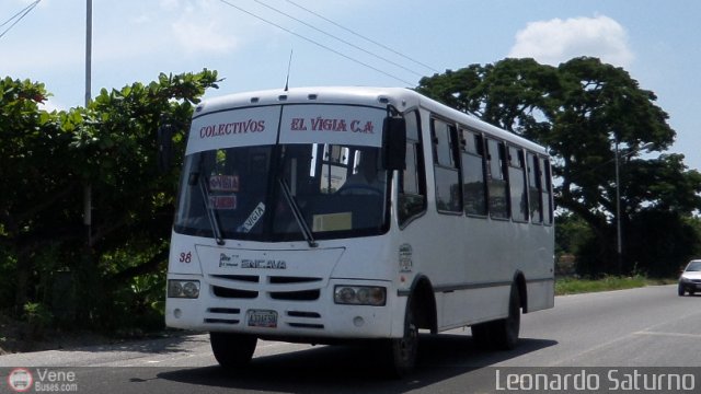 Colectivos El Vig�a 38 por Leonardo Saturno