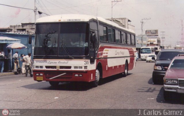 Expresos Occidente 039 por J. Carlos G�mez