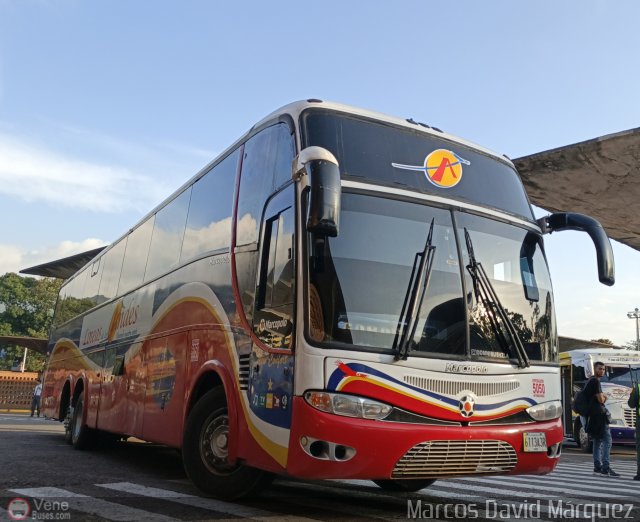 L�neas de Los Andes 5050 por Marcos David M�rquez