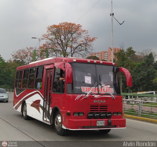 Particular o Desconocido AR-999 por Alvin Rond�n