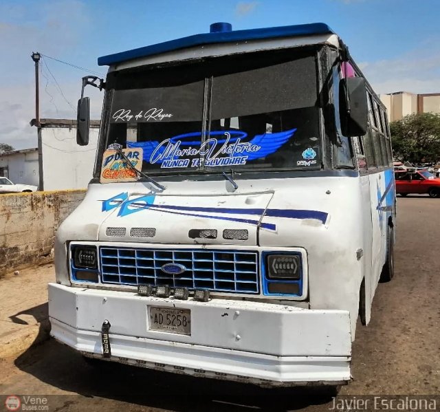 ZU - U.C. Barrio La Polar 185 por Numiskar Escalona