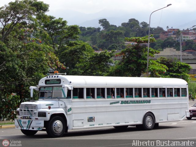 Expresos Bolivarianos 43 por Alberto Bustamante