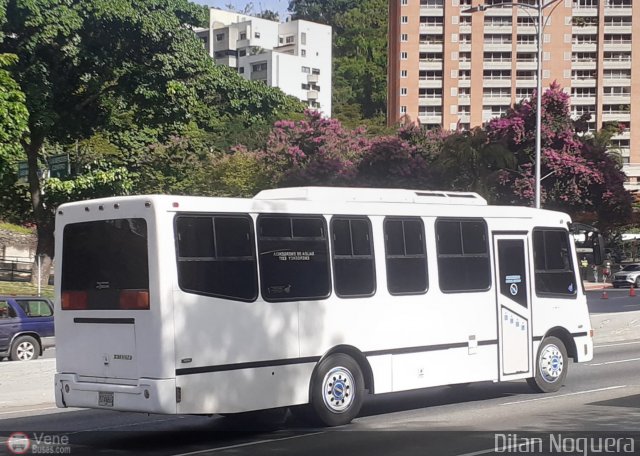 Particular o Desconocido S/N por Dilan Noguera