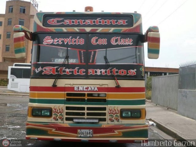 Cooperativa Canaima 24 por Humberto Garz�n