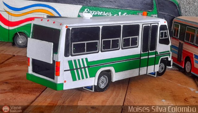 Maquetas y Miniaturas 01 Condor  por Mois�s Silva Colombo