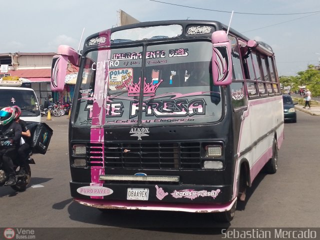 ZU - U.C. Barrio La Polar 060 por Sebasti�n Mercado