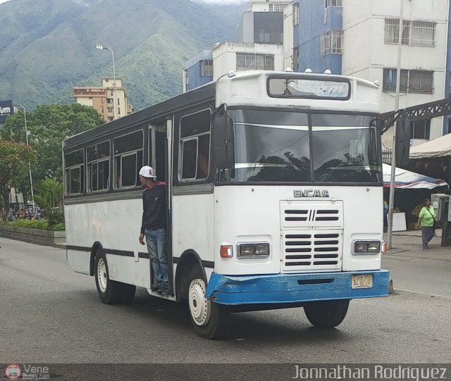 Particular o Desconocido 02045 por Jonnathan Rodr�guez