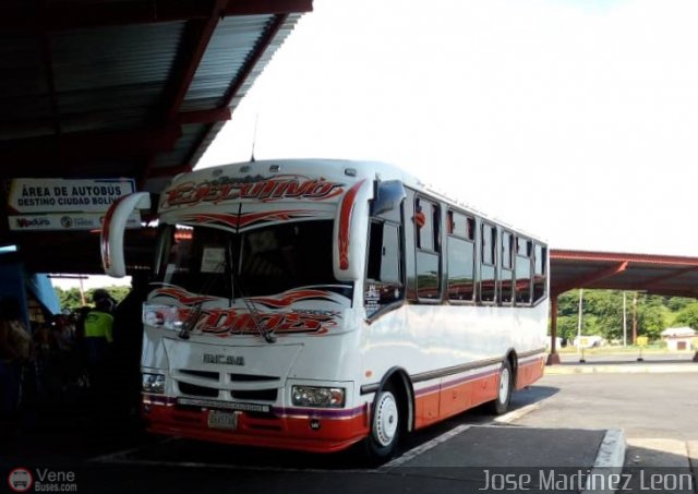 U.C. La Responsable S.C. 997 por Oliver Castillo