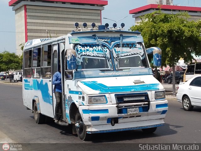 ZU - Colectivo Pomona 03 por Sebasti�n Mercado