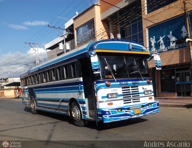 Particular NO USAR M�S 001 por Andr�s Ascanio