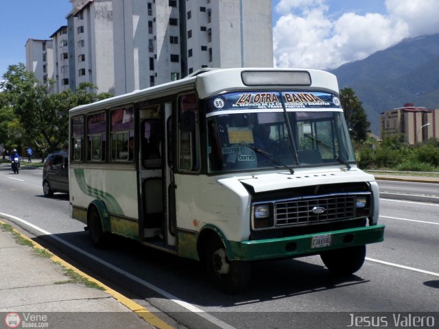 ME - L�nea La Otra Banda 69 por Jes�s Valero