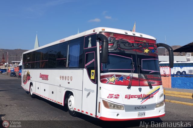 Ejecutivos Kova 052 por Aly Baranauskas