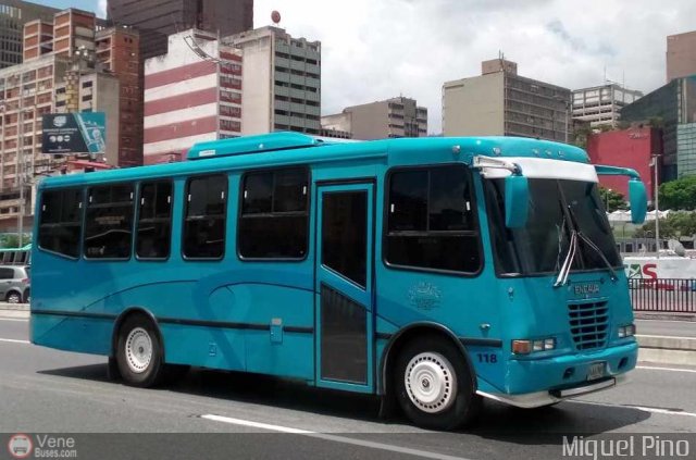 C.U. Caracas - Los Teques A.C. 118 por Miguel Pino