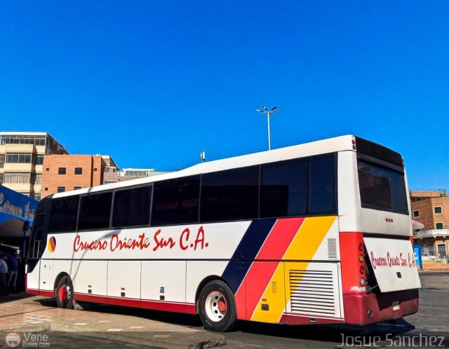 Cruceros Oriente Sur 104 por Josue S�nchez