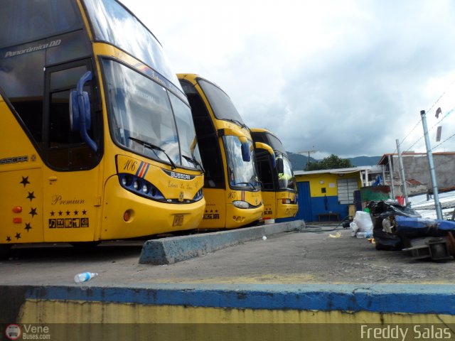 Garajes Paradas y Terminales San-Cristobal por Freddy Salas