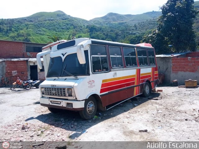 En Chiveras Abandonados Recuperaci�n 0000000 por Adolfo Escalona