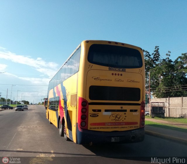 Expresos Los Llanos 071 por Miguel Pino