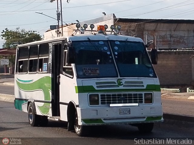 ZU - U.C. Barrio La Polar 131 por Sebasti�n Mercado