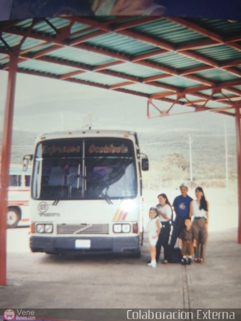Expresos Occidente 109 por Alvin Rond�n