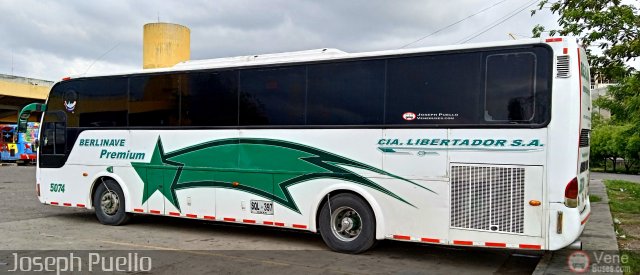 Berlinas del Fonce 5074 por Joseph Puello