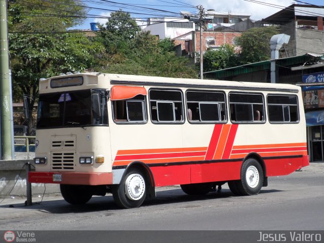 MI - A.C. L�nea La Rosa de Guatire 08 por Jes�s Valero