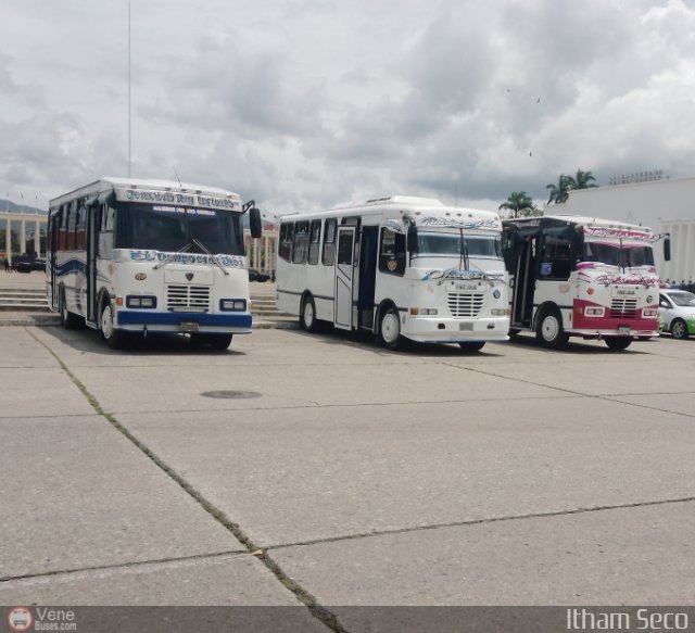 Garajes Paradas y Terminales Caracas por Itham Seco