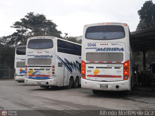Garajes Paradas y Terminales Los-Teques por Alfredo Montes de Oca