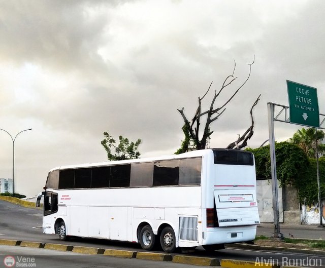 Transporte Nueva Generaci�n 1017 por Alvin Rond�n