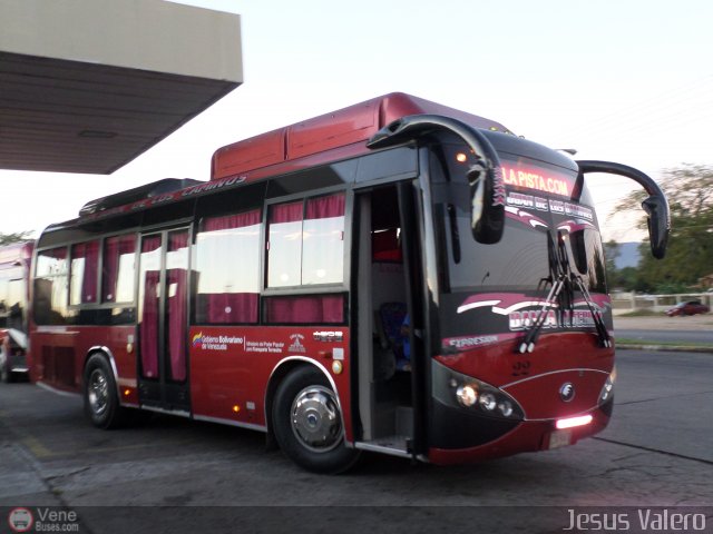 Línea Unión San Diego 022 por Jesús Valero