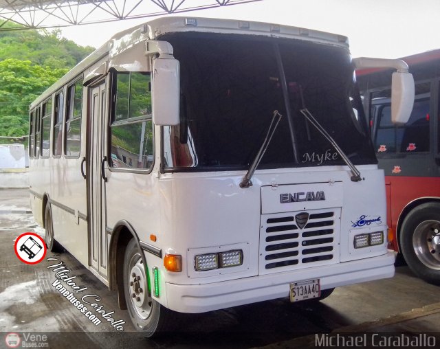 Particular o Desconocido Carupano por Michael Caraballo