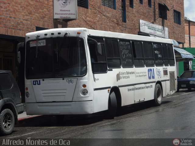 Universitarios y Escolares UID-08 por Alfredo Montes de Oca