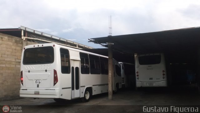 Garajes Paradas y Terminales Maturin por Gustavo Figueroa