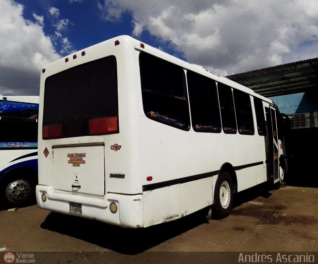 U.C. L�nea Central 097 por Andr�s Ascanio