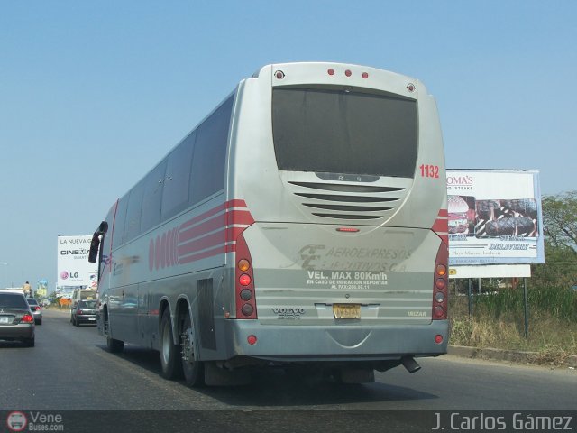 Aeroexpresos Ejecutivos 1132 por J. Carlos G�mez