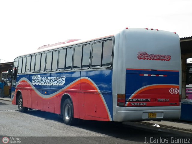 Transporte Bonanza 1332 por J. Carlos G�mez