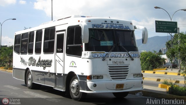 Cooperativa Rio Aragua 09 por Alvin Rond�n