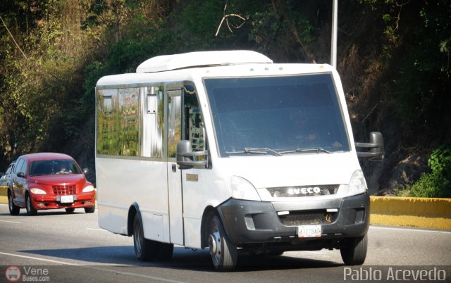 Particular o Desconocido Miranda por Pablo Acevedo