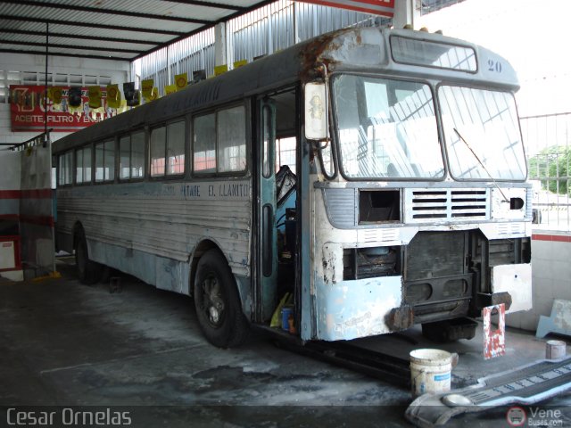 En Chiveras Abandonados Recuperaci�n 20 por Cesar Ornelas