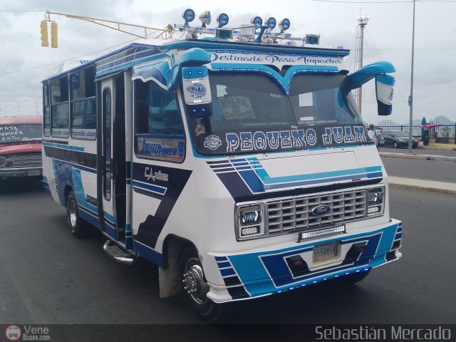 ZU - U.C. Barrio La Polar 001 por Sebasti�n Mercado