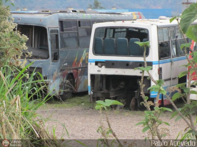 En Chiveras Abandonados Recuperación 150 por Pablo Acevedo