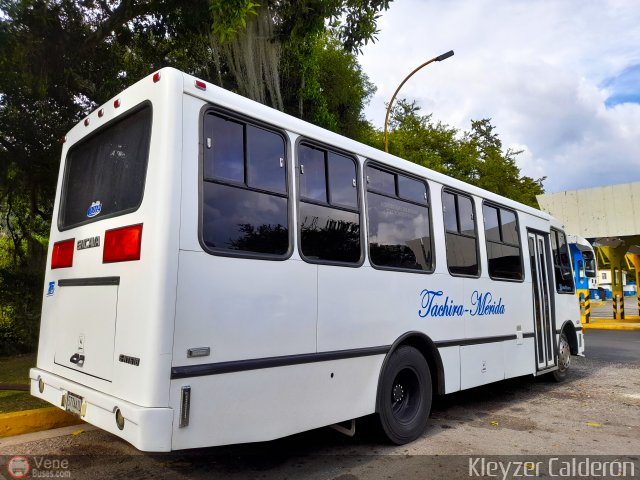 A.C. Mixta de Transporte T�chira M�rida R.L. 0014 por Kleyzer Calder�n
