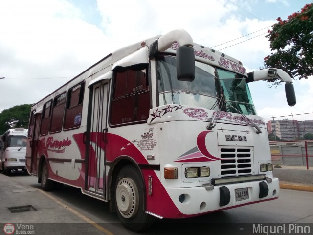 U.C. Catia - El Junquito 044 por Miguel Pino