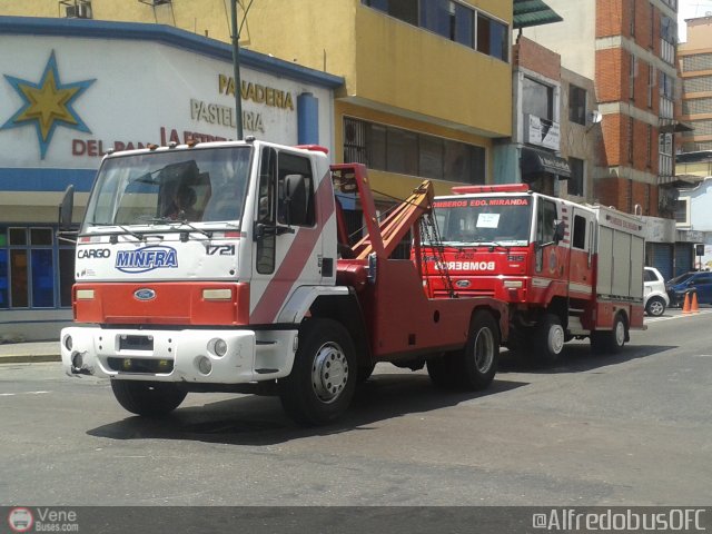 Sistema Integral de Transporte Superficial S.A GRUA-01 por Alfredo Montes de Oca