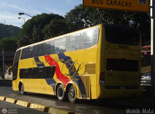 Expresos Los Llanos 653 por Waldir Mata